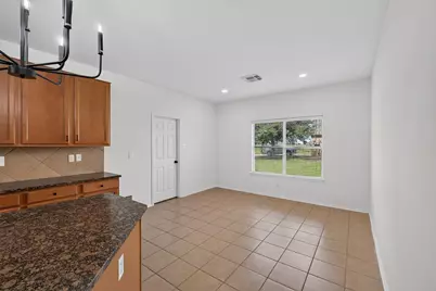206 Unique Court, Rosharon, TX 77583 - Photo 13