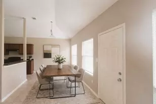 9104 N Green River Dr, Houston, TX 77078 - Photo 17