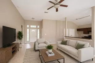 9104 N Green River Dr, Houston, TX 77078 - Photo 19