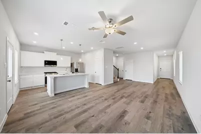 3325 Young Clover Way, Houston, TX 77047 - Photo 3