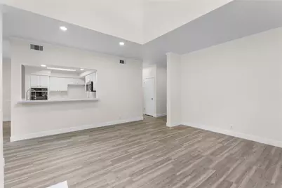 336 Litchfield Lane, Houston, TX 77024 - Photo 7
