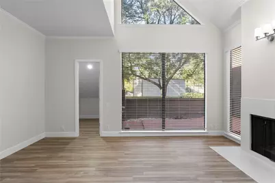 336 Litchfield Lane, Houston, TX 77024 - Photo 11