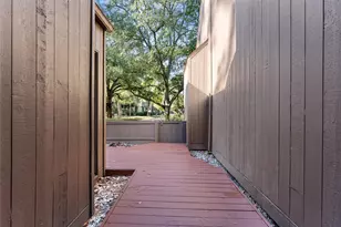 336 Litchfield Ln, Houston, TX 77024 - Photo 29
