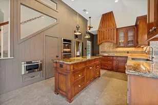 9315 Woodwind Lakes Dr, Houston, TX 77040 - Photo 11