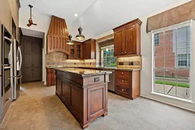 9315 Woodwind Lakes Drive, Houston, TX 77040 - Photo 9