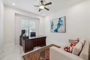 135 Lindenberry Cir, Spring, TX 77389 - Photo 17