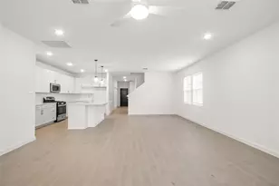 4715 Bay Vista Dr, Baytown, TX 77523 - Photo 7