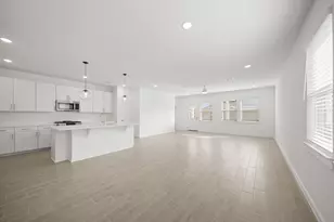 4715 Bay Vista Dr, Baytown, TX 77523 - Photo 9