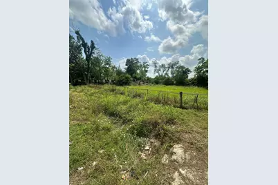 4513 Los Angeles Street, Houston, TX 77026 - Photo 5