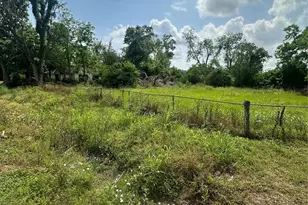 4513 Los Angeles St, Houston, TX 77026 - Photo 5