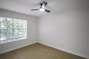 14819 Flowerwood Dr, Houston, TX 77062 - Photo 29