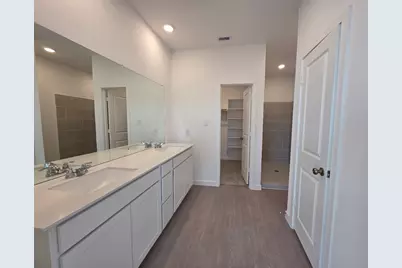 1743 Magnolia Jade Court, Crosby, TX 77532 - Photo 5