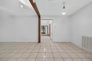 10063 Lake Shore Dr, Montgomery, TX 77316 - Photo 11
