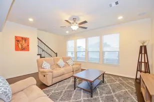 10014 Spring Shadows Park Cir, Houston, TX 77080 - Photo 11