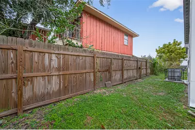 6605 Greenhurst Street, Houston, TX 77091 - Photo 39