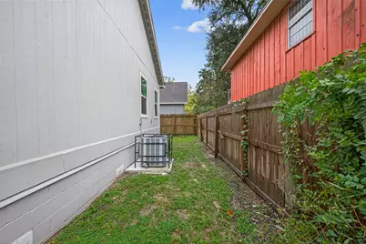 6605 Greenhurst Street, Houston, TX 77091 - Photo 41