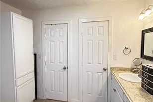 508 Clear Lake Rd, Highlands, TX 77562 - Photo 13