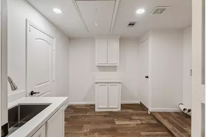 8619 La Fonte Street, Houston, TX 77024 - Photo 33