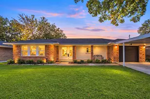 4913 W 43rd St, Houston, TX 77092 - Photo 1