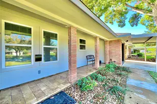 4913 W 43rd St, Houston, TX 77092 - Photo 9