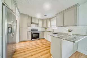 4913 W 43rd St, Houston, TX 77092 - Photo 15