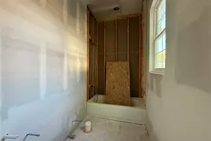 1021 Nadine St, Houston, TX 77009 - Photo 21
