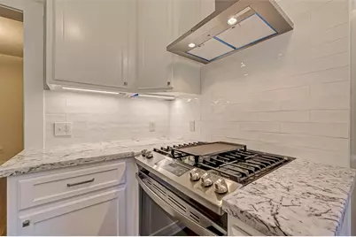 315 E 15th Street, Houston, TX 77008 - Photo 13