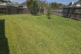 2414 Hidden Park Ct, Richmond, TX 77469 - Photo 3