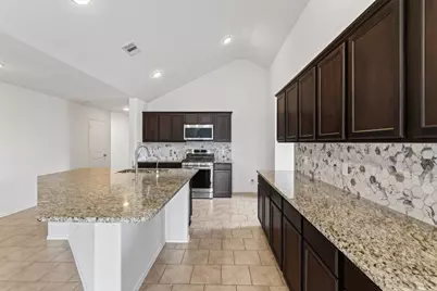 9903 Little Walnut Lane, Tomball, TX 77375 - Photo 11