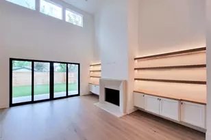 1922 Norcrest Dr Dr, Houston, TX 77055 - Photo 13