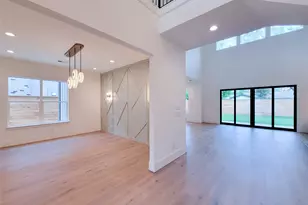 1922 Norcrest Dr Dr, Houston, TX 77055 - Photo 9