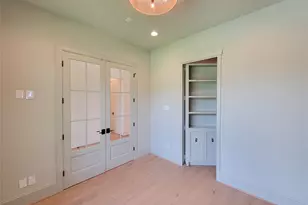 1922 Norcrest Dr Dr, Houston, TX 77055 - Photo 5