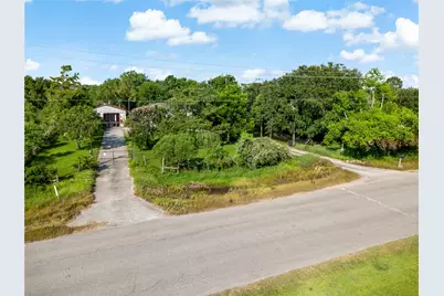 5152 Mustang Road, Alvin, TX 77511 - Photo 23