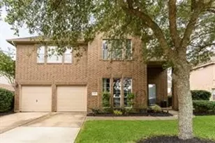3905 Austin Lake Ct, Pearland, TX 77581 - Photo 1