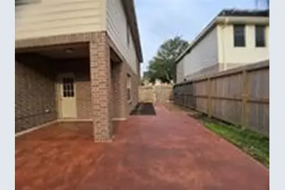 3905 Austin Lake Court, Pearland, TX 77581 - Photo 35