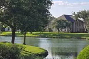 3905 Austin Lake Ct, Pearland, TX 77581 - Photo 39