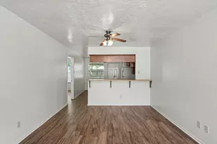1605 Hazelwood St, Conroe, TX 77301 - Photo 5