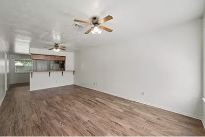 1605 Hazelwood Street #B, Conroe, TX 77301 - Photo 3