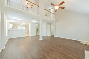 6030 NW Creek Cir, Houston, TX 77086 - Photo 7