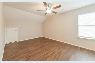 6030 NW Creek Circle, Houston, TX 77086 - Photo 13