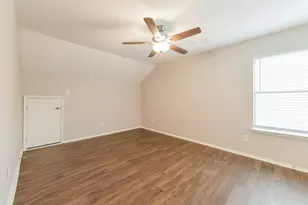 6030 NW Creek Cir, Houston, TX 77086 - Photo 13