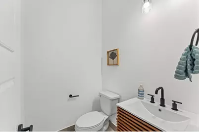 3009 Jensen Springs Lane, Houston, TX 77026 - Photo 15