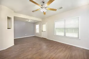 100 Artesian Way, New Caney, TX 77357 - Photo 3