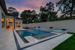 13034 Memorial Dr, Houston, TX 77079 - Photo 9