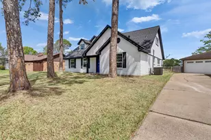 16007 Diana Ln, Houston, TX 77062 - Photo 3