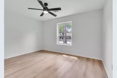 16007 Diana Lane, Houston, TX 77062 - Photo 31