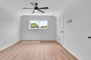 16007 Diana Ln, Houston, TX 77062 - Photo 33