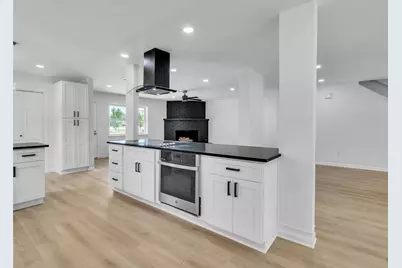 16007 Diana Lane, Houston, TX 77062 - Photo 17