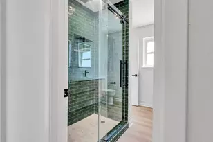 16007 Diana Ln, Houston, TX 77062 - Photo 29