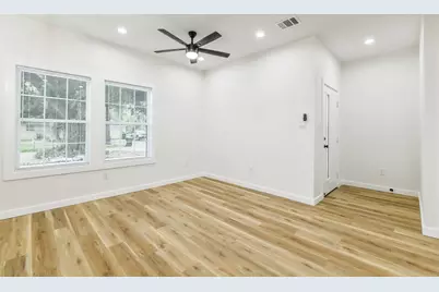 7486 Stanwick Drive #B, Houston, TX 77087 - Photo 5